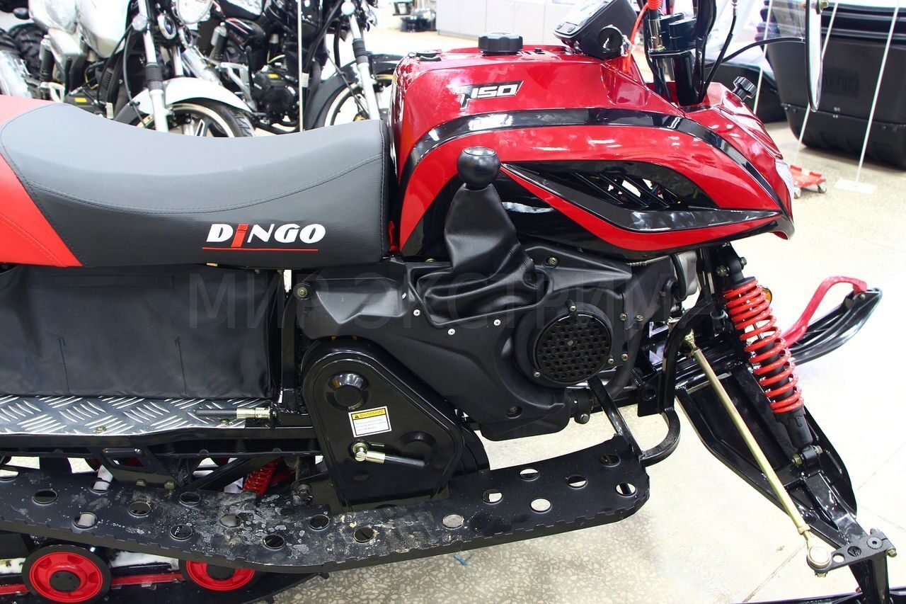 Купить двигатель на снегоход динго. Dingo t150. Масляный радиатор снегохода Динго т150. Руль снегохода Динго.